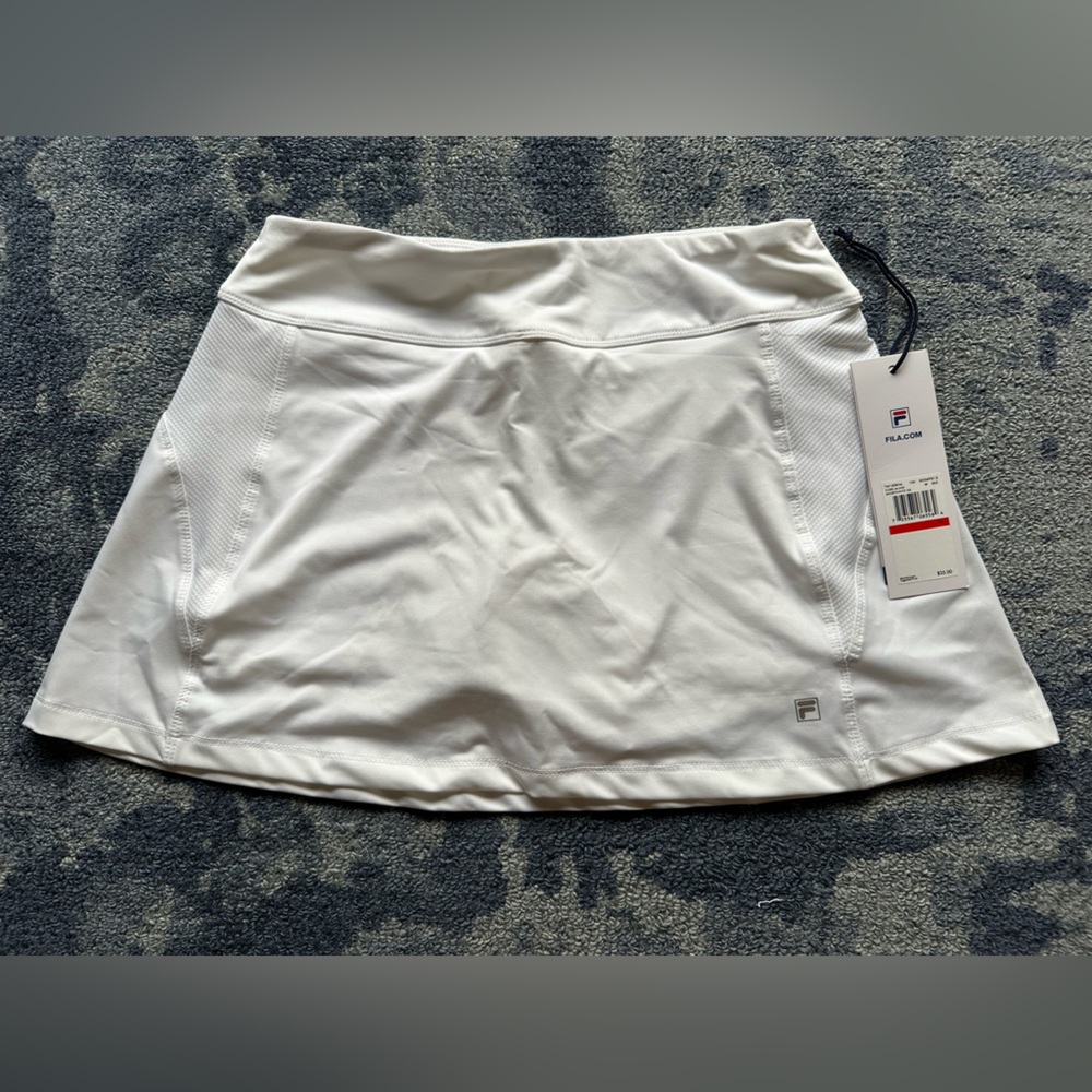 Fila Classic White Athletic Skirt, size XS. NWT